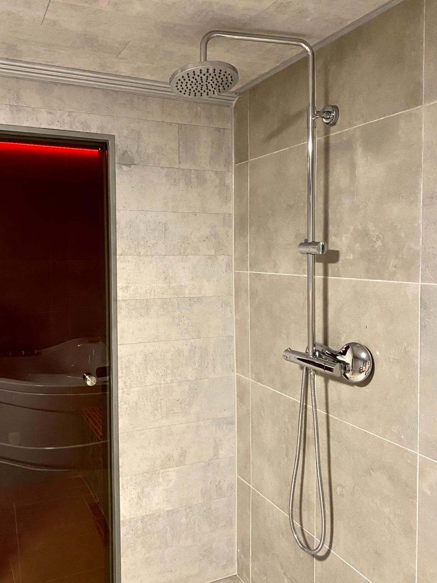 Superbe Logement Pres De Bruxelles Avec Spa Prive Zewnętrze zdjęcie